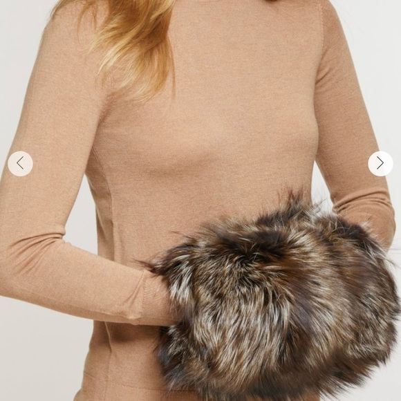 Luxurious Overland Real Silver Fox Fir Muff Clutch - Brown - Picture 4 of 8